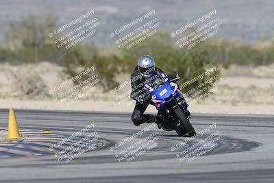 media/Jan-15-2026-Racers Edge (Thu) [[dfebeb70ab]]/3-B Group/Session 4 (Turn 5)/